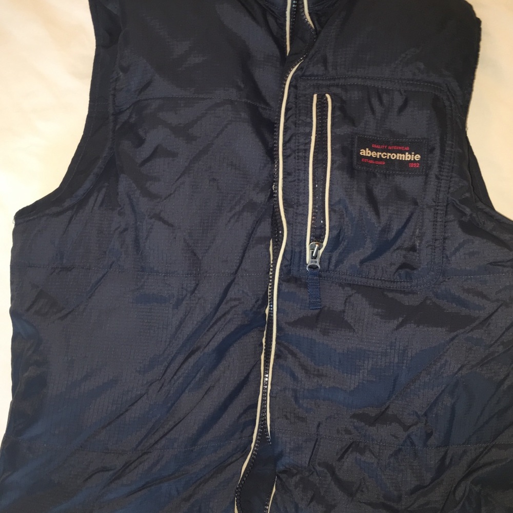 Abercrombie & Fitch reversible vest